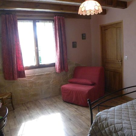 Ruynes-en-Margeride Auberge Les Volpilieres מראה חיצוני תמונה